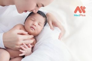 bảo hiểm sức khỏe cho mẹ và bé