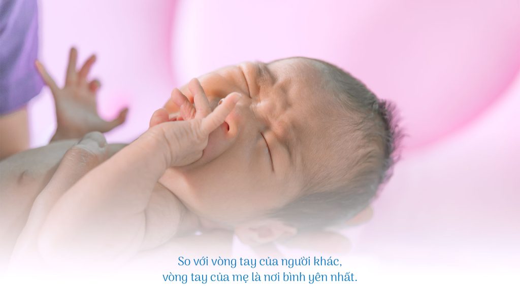 vòng tay mẹ là nơi bình an nhất